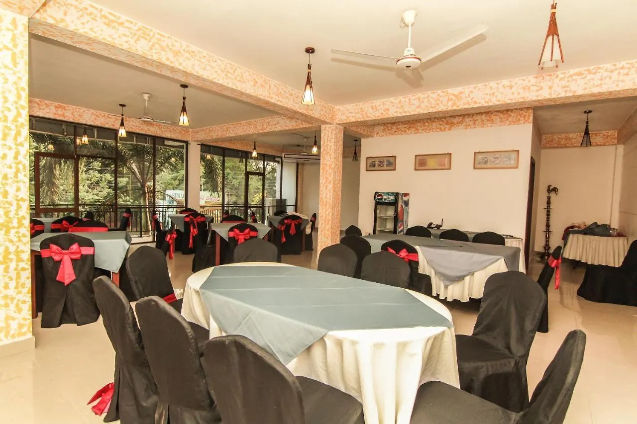 Oyo 125 Hotel Remaco نيجومبو 3*,  سريلانكا